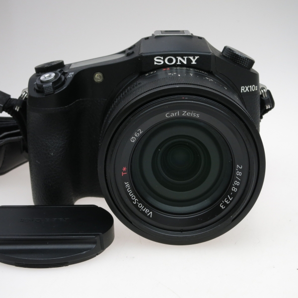コンパクトデジタルカメラ修理 ソニー DSC-RX10M2 修理モニター： 詳細 