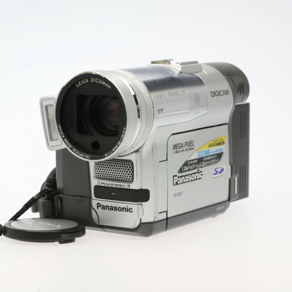 通常便なら送料無料 Panasonic NV-GX7 ビデオカメラ