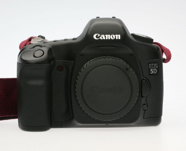 デジタル一眼レフカメラ修理 キヤノン EOS 5D 修理モニター： 詳細