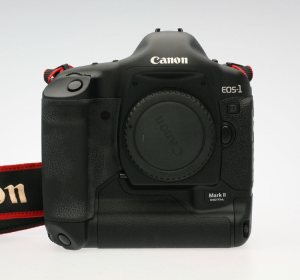 デジタル一眼レフカメラ修理 キヤノン EOS 5D 修理モニター デジタル一眼レフカメラ修理 キヤノン EOS 5D 修理モニター