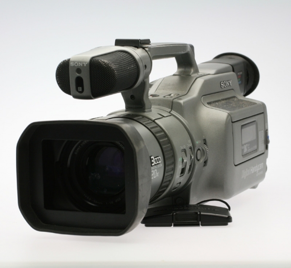 デジタルビデオカメラ修理 ソニー DCR-VX1000 修理モニター： 詳細 