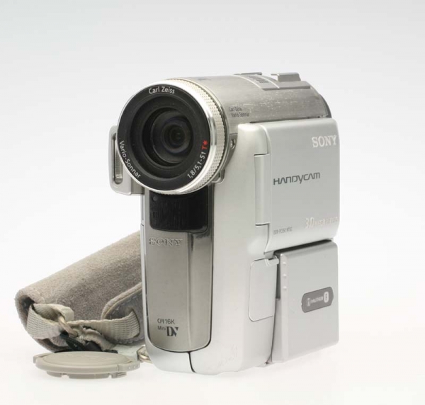 動作確認済み SONY MiniDVビデオカメラ DCR-PC350 ビデオカメラ 極上 